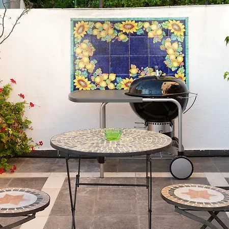 アパート Lucia Simona Mousata